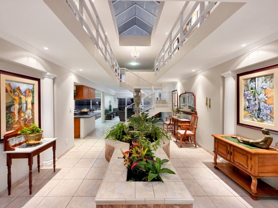 5 Bedroom Property for Sale in Bloubergstrand Western Cape